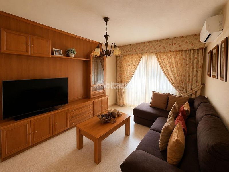 Foto c3d091cd-ef64-4c24-ac6d-4e0082291ce8. Pis amb aparcament a La Princesa Málaga