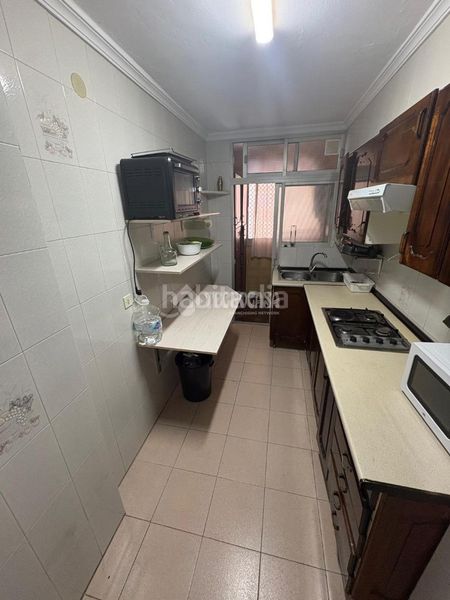 Foto 18f5f7e0-914a-4f7c-b33a-342e3e79d90e. Piso  en venta en La Luz - El Torcal Málaga