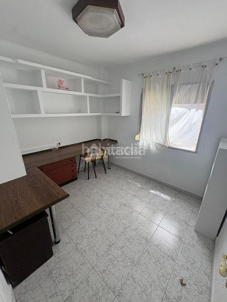 Foto cb8d97a6-4151-45f2-ad51-bc37ed86fe73. Piso  en venta en La Luz - El Torcal Málaga