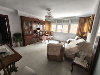 Appartement à Parque Ayala - Jardín de la Abadía - Huelín. Piso en venta en málaga