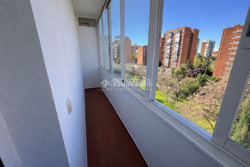 Foto 98ef0517-9d0f-4820-bdc3-527500e2e98d. Pis amb calefacció a Bellas Vistas Madrid