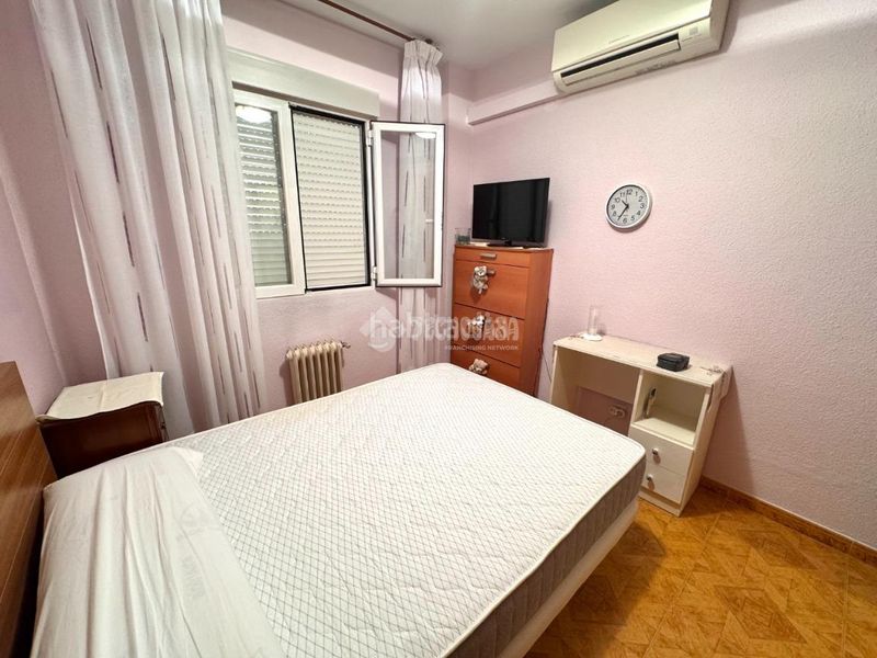 Foto d17483c7-cd8a-443d-9303-d8b14516853d. Pis amb aparcament a Bellas Vistas Madrid