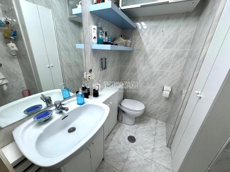 Foto 8ef70b66-2648-4425-829c-2905d8f0de15. Pis a Bellas Vistas Madrid