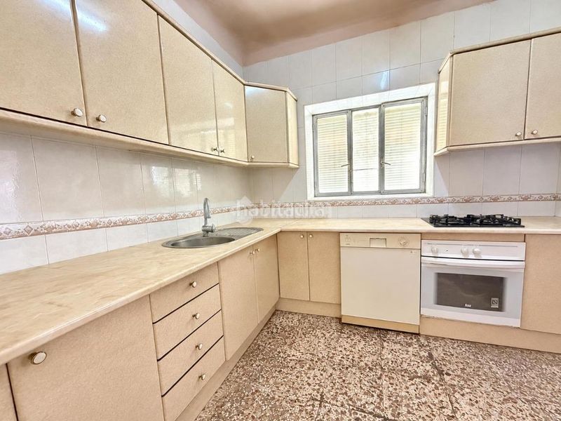 Foto e6a35551-7088-4cd5-bf30-673cb19ead1d. Casa amb calefacció a Puente Genil