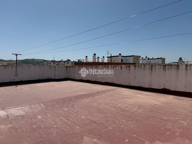 Foto 6e6574bd-aba9-4a49-8526-f2d5c0af7b47. Pis a Puente Genil