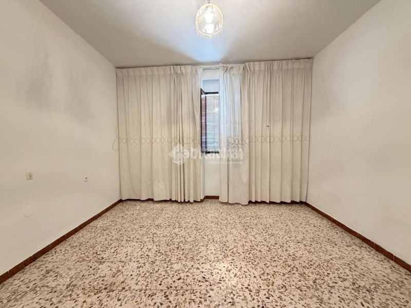 Foto f19ac55a-8df6-4f18-8bd3-d4a906f606e5. Casa amb calefacció a Puente Genil