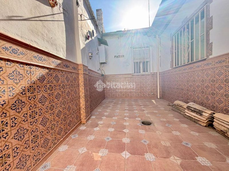 Foto bd66b761-a2e0-48d1-b08e-bc5a32c48eea. Casa a Puente Genil