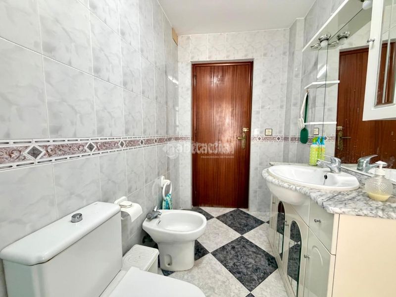 Foto ba26fb78-4ef6-4077-9d05-1af2543b2aea. Casa a Puente Genil