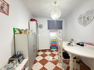 Maison à Puente Genil. Casa en venta en puente genil