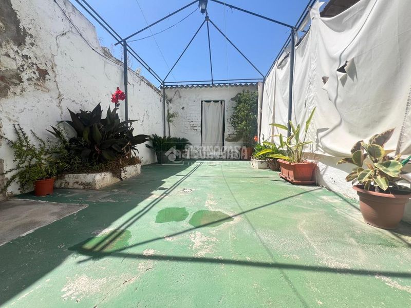 Foto da1ce739-6018-4970-936a-c462ac6f86d2. Casa amb calefacció a Puente Genil