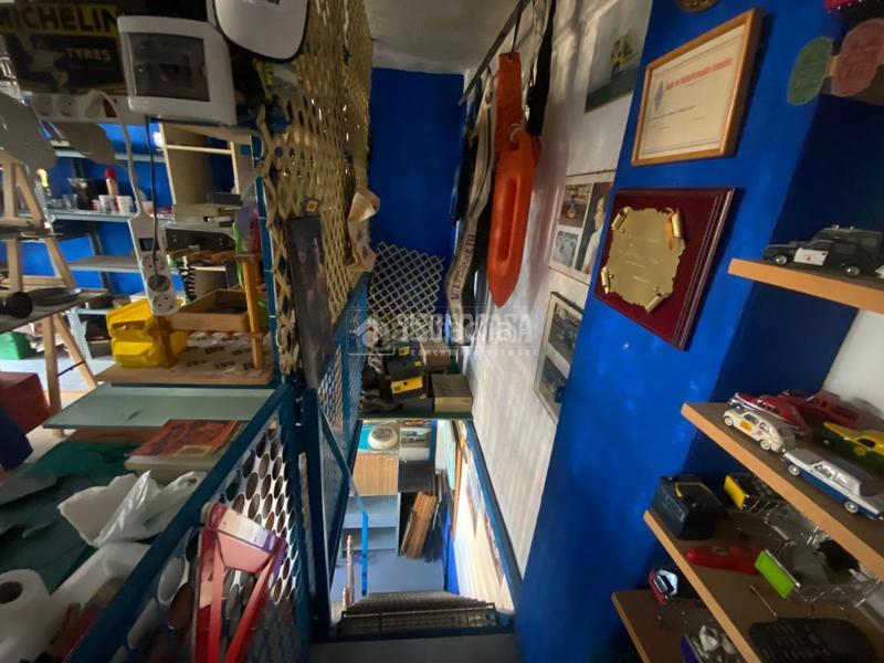 Foto ab8265c8-3917-49f7-95d0-db95775177b8. Parking voiture dans Rekalde Centro Bilbao