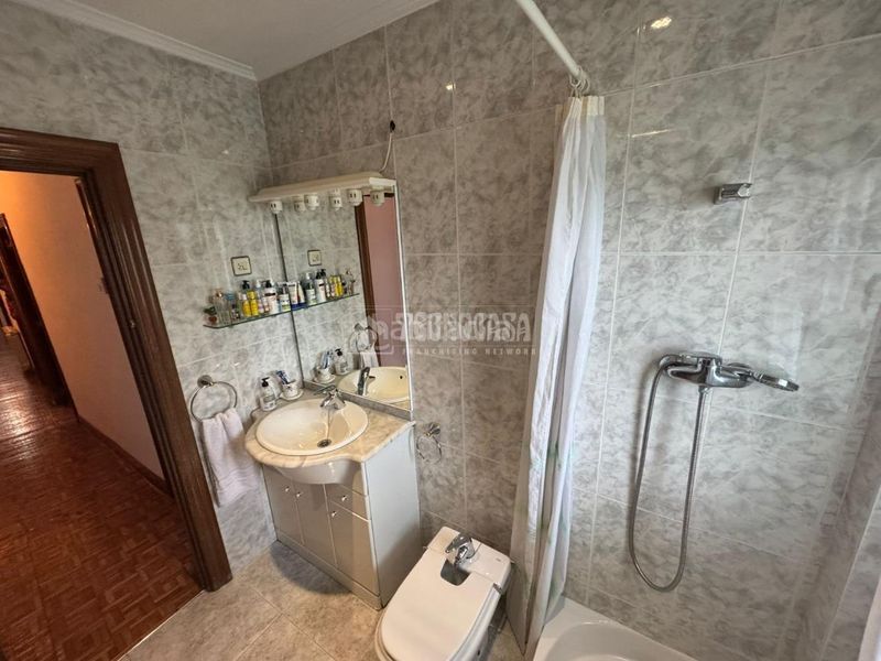 Foto 5c13b8f2-5bd7-48a0-8791-98e9c7861344. Piso  en venta en Artatzu - Larraskitu Bilbao