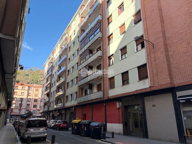 Foto f23c7488-dce2-4a12-b132-e71deae3a0c6. Pis a Rekalde Centro Bilbao