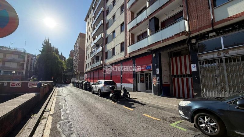 Foto 63a7111a-de85-4a9c-a3b8-d5493f467a5d. Aparcament cotxe a Rekalde Centro Bilbao