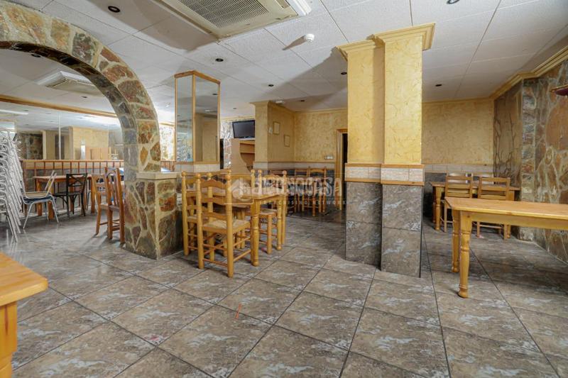 Foto 0e7676a1-8cde-462f-973c-ac4b5c937673. Local comercial  en venta en Vinyets-Molí Vell Sant Boi de Llobregat