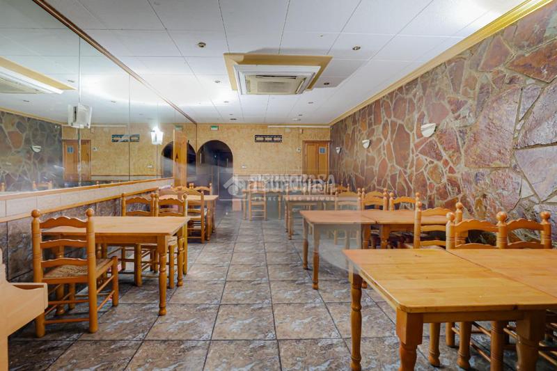 Foto 3eda6f19-1fc3-4ee9-8f7e-cf3f035d3cee. Local comercial  en venta en Vinyets-Molí Vell Sant Boi de Llobregat