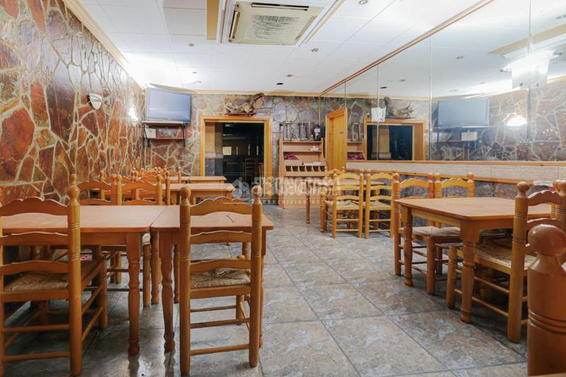 Foto 4b487d6e-8667-4007-8c23-3bad9b7c25e5. Local comercial  en venta en Vinyets-Molí Vell Sant Boi de Llobregat