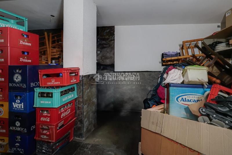 Foto 57828db4-3164-4e5b-8f2d-6c35d4f07724. Local comercial  en venta en Vinyets-Molí Vell Sant Boi de Llobregat