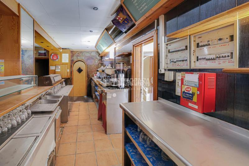 Foto 7724d638-6b86-42c8-97fa-7412c8372a2f. Local comercial  en venta en Vinyets-Molí Vell Sant Boi de Llobregat