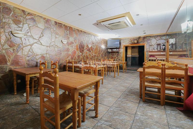 Foto 7b78bcde-334e-4c68-b35b-7e55f7c215de. Local comercial  en venta en Vinyets-Molí Vell Sant Boi de Llobregat