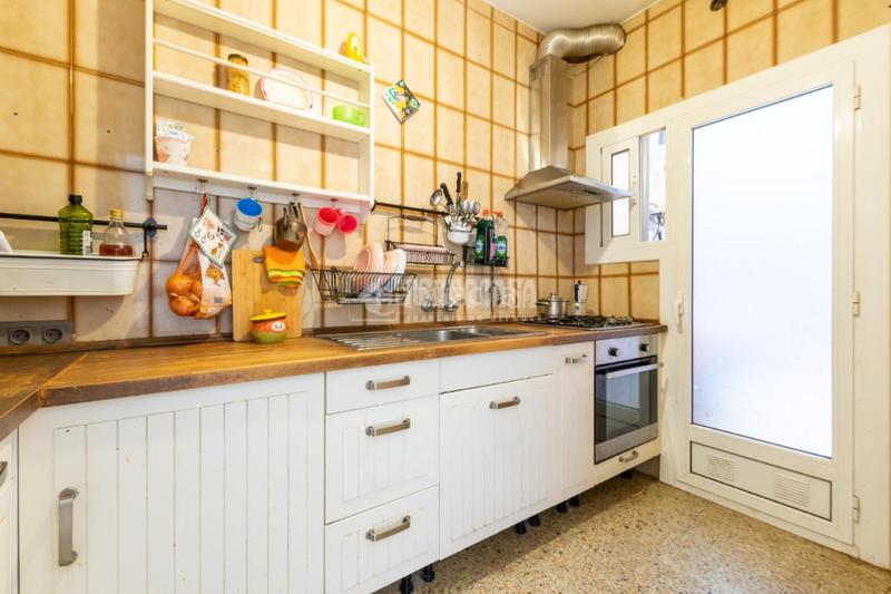 Foto 0a0280e6-3a28-4998-b5f9-34d0295245c9. Piso  en venta en Centre Sant Boi de Llobregat