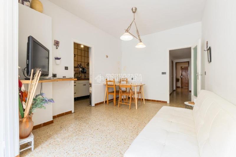 Foto bebcfc89-4d27-42fe-b598-a5689fa0ddfb. Piso  en venta en Centre Sant Boi de Llobregat