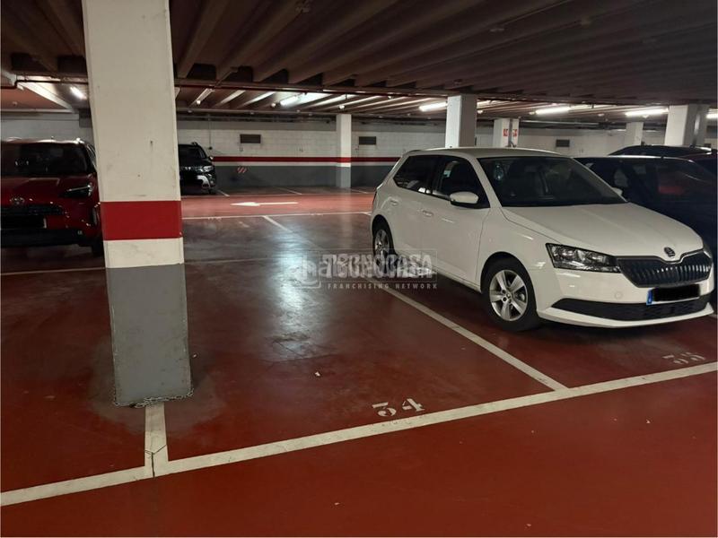 Foto a098ad8d-51db-4ed8-853a-dfaec6010700. Car parking in Centre Sant Boi de Llobregat