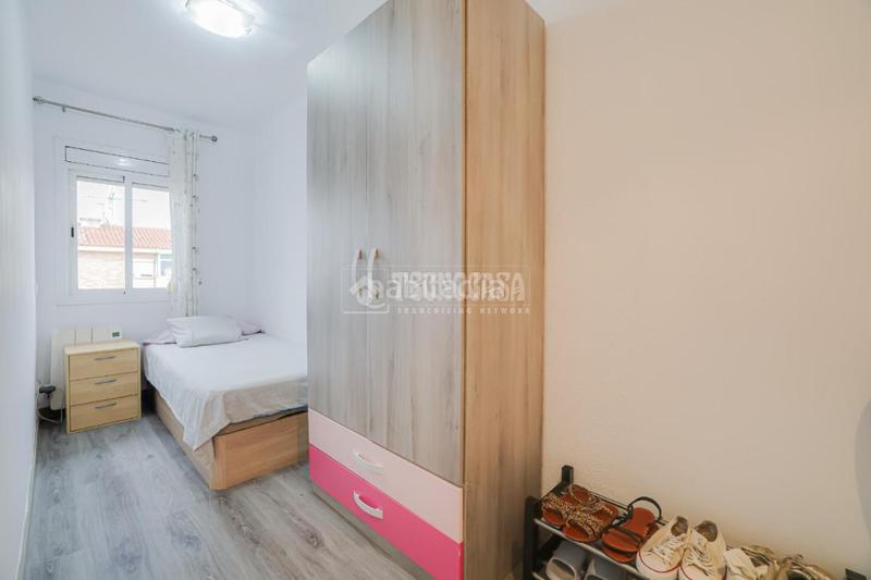 Foto 5ca040bf-d63e-489b-aced-8a87257f205e. Piso  en venta en Casablanca Sant Boi de Llobregat
