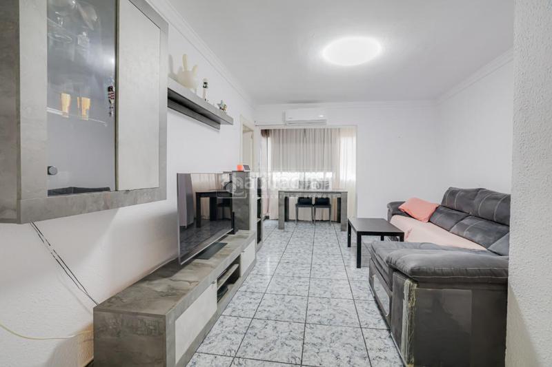 Foto 5dad9310-6328-44b8-be70-2b7ceaed82c4. Piso  en venta en Casablanca Sant Boi de Llobregat