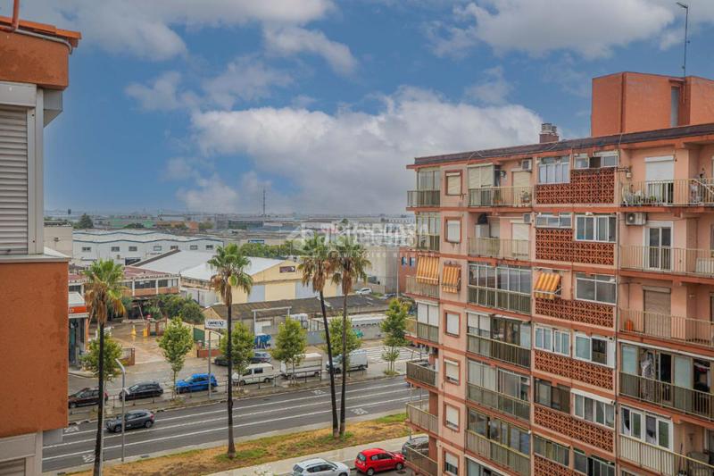 Foto 8207a62a-87ef-4ff7-bb5e-0639e53b5c26. Piso  en venta en Casablanca Sant Boi de Llobregat