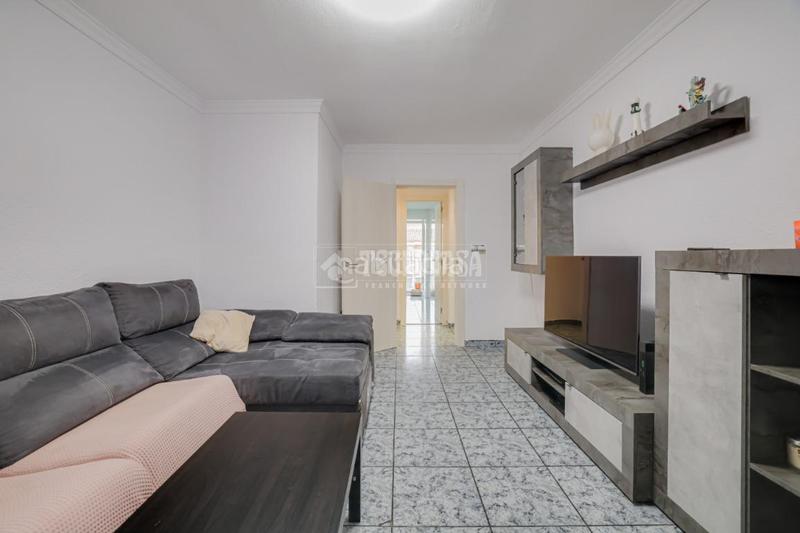 Foto c108f61b-1dae-4b21-aa04-06d394490d58. Piso  en venta en Casablanca Sant Boi de Llobregat