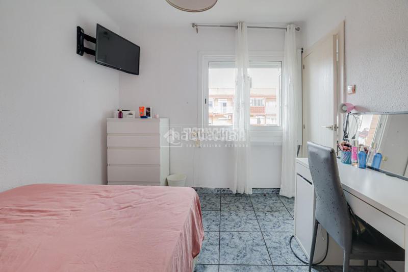 Foto ee5f92bb-569e-46da-88fb-b21ad3ce99eb. Piso  en venta en Casablanca Sant Boi de Llobregat