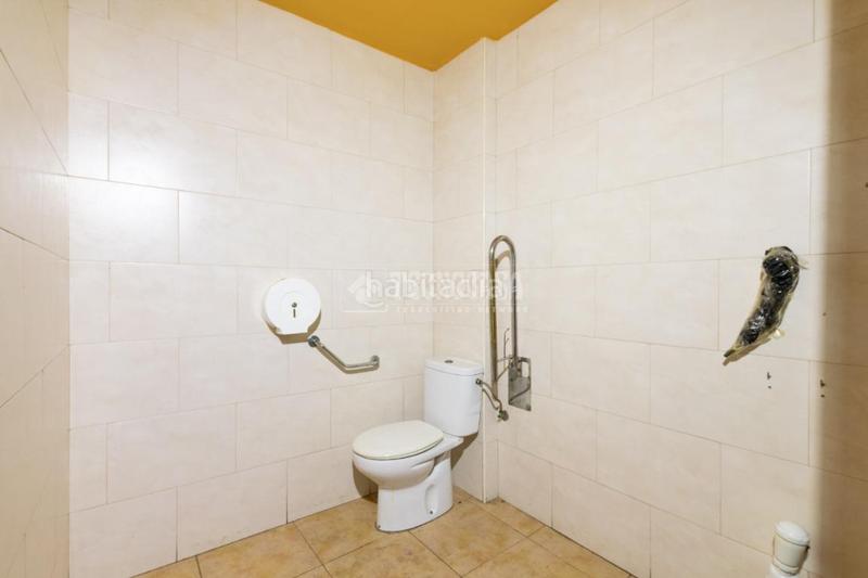 Foto c8d0a4fb-dc0e-4d33-865d-384b6491a9a1. Local commercial dans Vinyets-Molí Vell Sant Boi de Llobregat