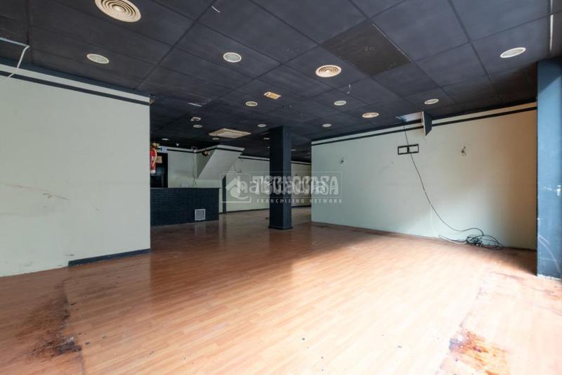 Foto da44484c-2ed5-485a-a4ac-94aa8038a7e7. Local commercial dans Vinyets-Molí Vell Sant Boi de Llobregat