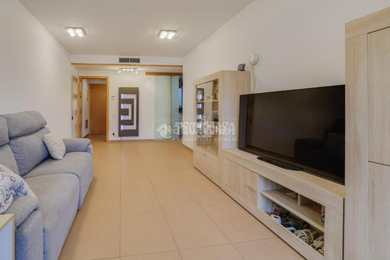 Foto 9a9a75cf-a4aa-474c-b74d-872087fb471a. Duplex con riscaldamento parcheggio in Vinyets-Molí Vell Sant Boi de Llobregat
