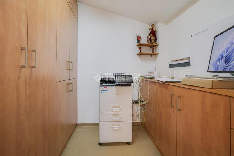 Foto ae3e82af-09d6-4ada-856a-bd2b244b0cc2. Duplex con riscaldamento parcheggio in Vinyets-Molí Vell Sant Boi de Llobregat