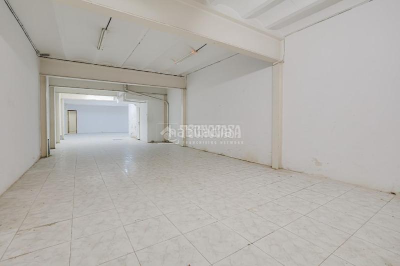 Foto c2ee533b-68ef-4f90-b2bd-fcae61cb91cb. Geschäftsraum in Vinyets-Molí Vell Sant Boi de Llobregat