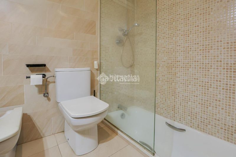 Foto 0eb9eba5-471d-446f-8820-a7351d84374d. Pis amb calefacció aparcament a Casablanca Sant Boi de Llobregat