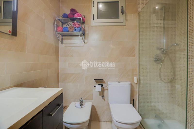 Foto fc0f3b28-2f5f-4391-8a4c-1eed381a53a9. Pis amb calefacció aparcament a Casablanca Sant Boi de Llobregat