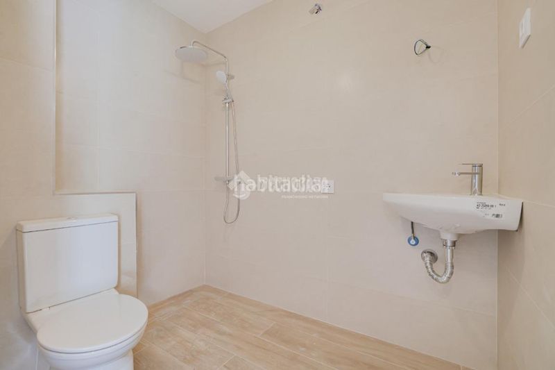 Foto bd2584c4-8cbd-4584-b999-2d2cc160bed8. Pis a Vinyets-Molí Vell Sant Boi de Llobregat