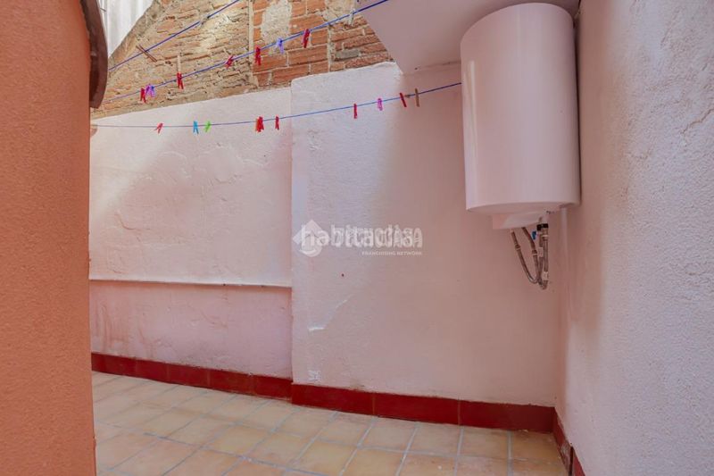 Foto f67a1565-7c9e-4350-b36c-4be66b36fa54. Pis a Centre Sant Boi de Llobregat