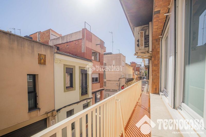 Foto ee613890-7064-46b2-997e-2dc9b9082404. Pis a Centre Sant Boi de Llobregat