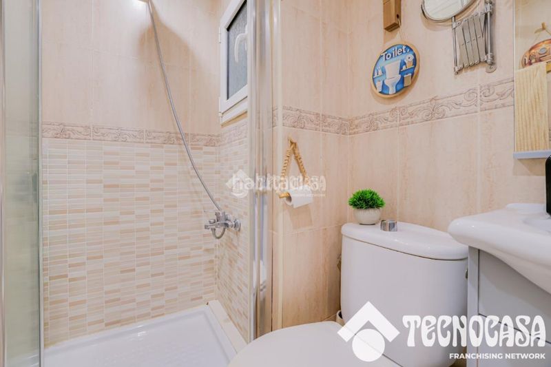 Foto ad793e06-90a9-4dc2-b6c2-8bafc8832772. Pis a Verdum Barcelona