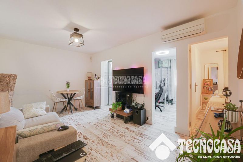 Foto b67640cd-c1fc-4699-a601-b0b4fdfa028a. Pis a Verdum Barcelona