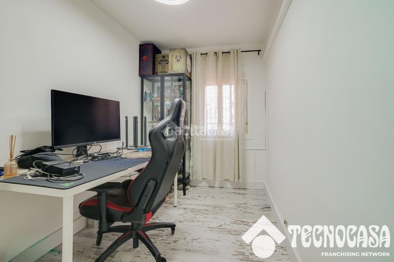 Foto bd5337cf-d47a-4e58-a097-5aabf62a1f51. Pis a Verdum Barcelona