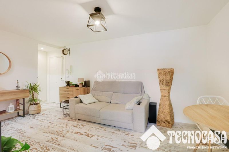 Foto f47ea6b9-ea50-41d6-9db6-ab423a099f73. Pis a Verdum Barcelona