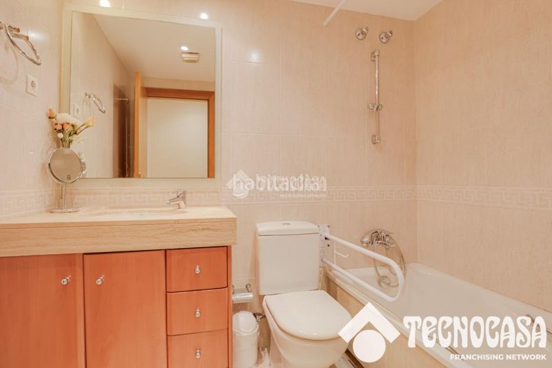 Foto 5b341a7a-e633-4e18-8cf1-895592994d43. Pis amb calefacció a Roquetes Barcelona