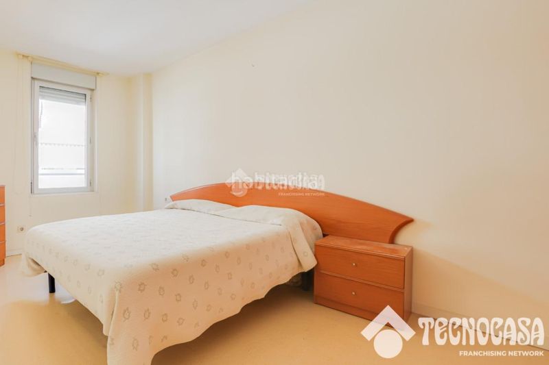 Foto d5cfb886-a174-4028-b396-d83aa56e2127. Pis amb aparcament a Verdum Barcelona