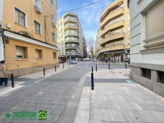 Pis  C. de calatrava. Piso en venta en ciudad real