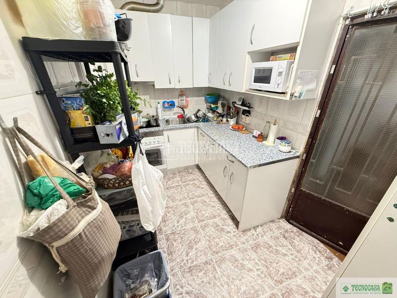 Foto 2c2715b9-1fe8-40a9-8096-65d645bbac49. Casa aparellada a El Torreón - Los Ángeles - El Pilar Ciudad Real